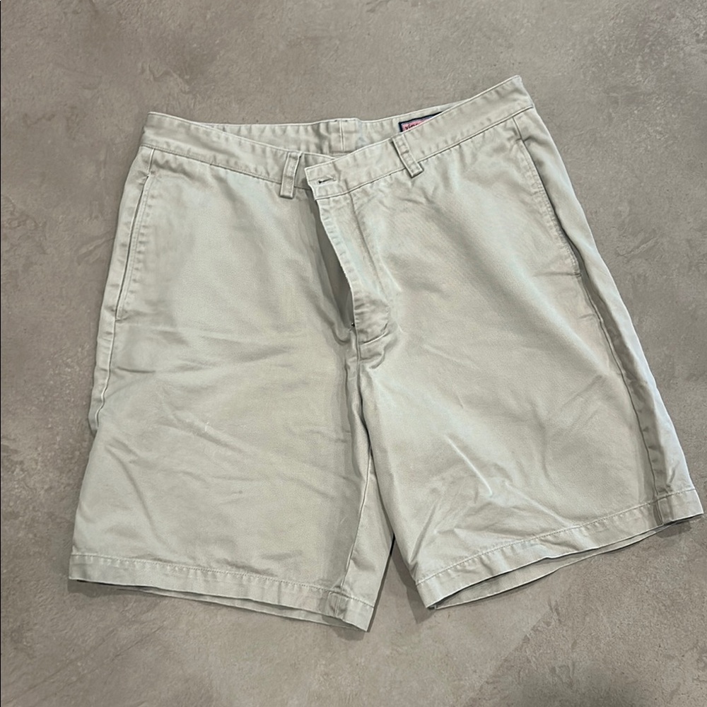 Vineyard Vines Cream Flat Front Shorts